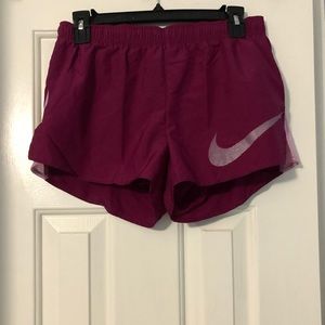 nike running short